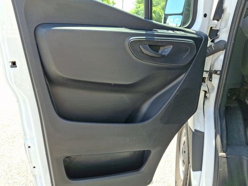 Used 2023 Mercedes-Benz Sprinter 2500 image 15