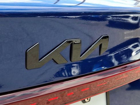 Used 2024 Kia Forte LXS w/ LXS Technology Package FWD image 30
