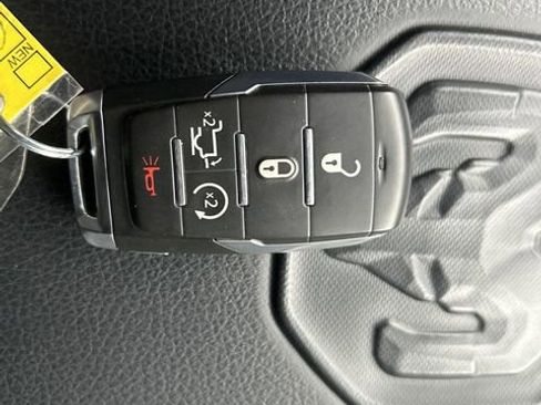 Used 2023 RAM 1500 Laramie image 35