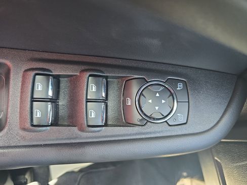 Used 2024 Ford Edge SEL image 26