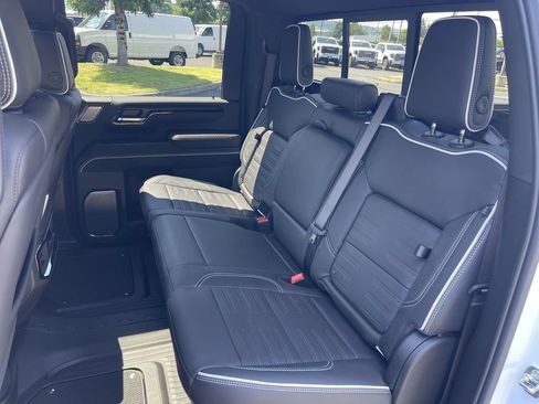 New 2026 GMC Sierra 2500 AT4X w/ LPO, Black Badging Package AWD/4WD image 26