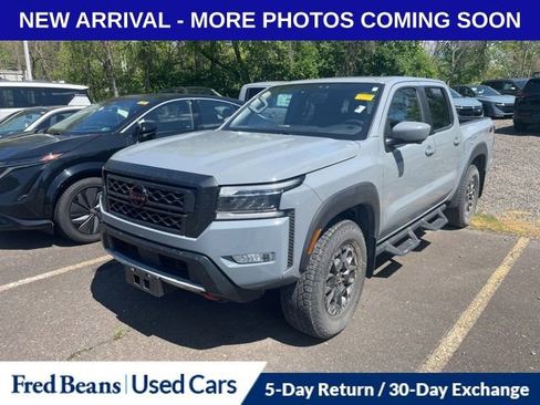 Used 2023 Nissan Frontier PRO-4X w/ Pro-4X Premium Package AWD/4WD image 3