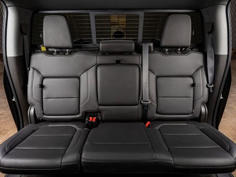 Used 2021 Chevrolet Silverado 2500 LTZ w/ LTZ Plus Package image 35