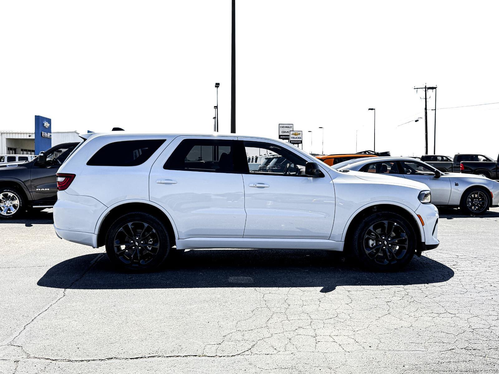 Used 2025 Dodge Durango GT AWD/4WD image 5