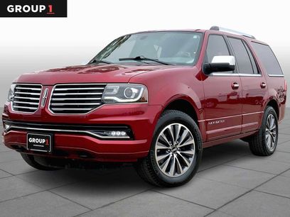 Used 2016 Lincoln Navigator Select