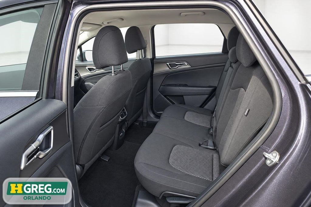 Used 2026 Kia Sportage LX AWD/4WD image 11