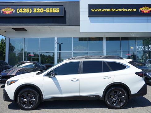 Used 2021 Subaru Outback Onyx Edition XT AWD/4WD image 2
