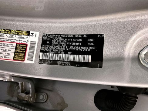 Certified 2025 Toyota Grand Highlander AWD image 36