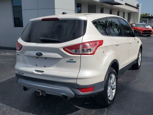 Used 2013 Ford Escape SE w/ Class II Trailer Tow Pkg FWD image 7