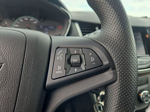 Used 2020 Chevrolet Trax LS image 22