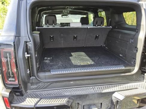 Used 2025 GMC Hummer EV 3X AWD/4WD image 9