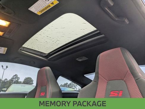 Used 2020 Honda Civic Si image 17