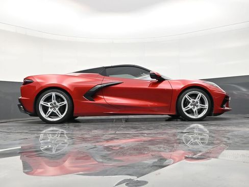 Used 2023 Chevrolet Corvette Stingray w/ Stealth Interior Trim Package image 25
