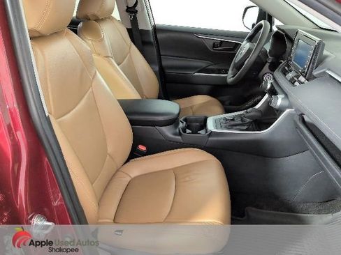 Used 2021 Toyota RAV4 LE w/ Protection Package (TMS) AWD/4WD image 40