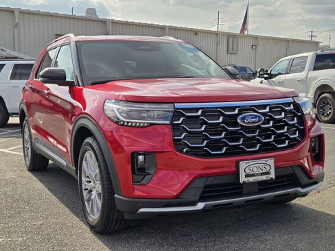 New 2026 Ford Explorer Platinum image 5