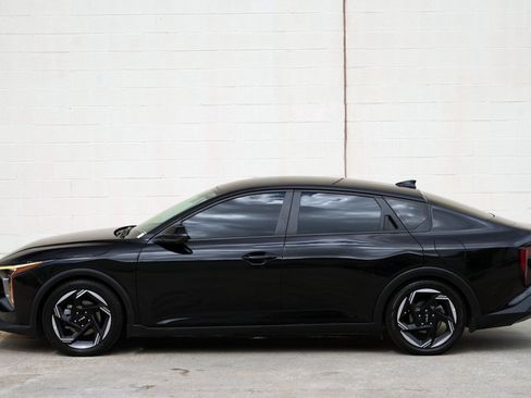 Used 2025 Kia K4 EX FWD image 44