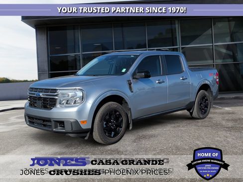 Used 2024 Ford Maverick Lariat w/ FX4 Off-Road Package AWD/4WD image 1