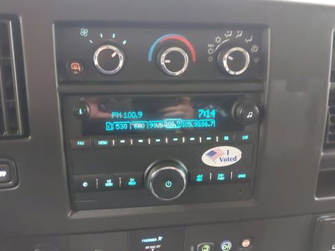 Used 2020 Chevrolet Express 2500 w/ Driver Convenience Package image 20