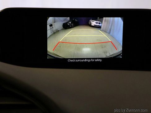 Used 2020 MAZDA MAZDA3 Premium Package image 18