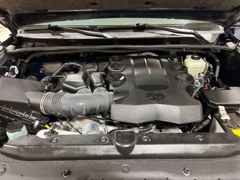 Used 2019 Toyota 4Runner Limited image 12