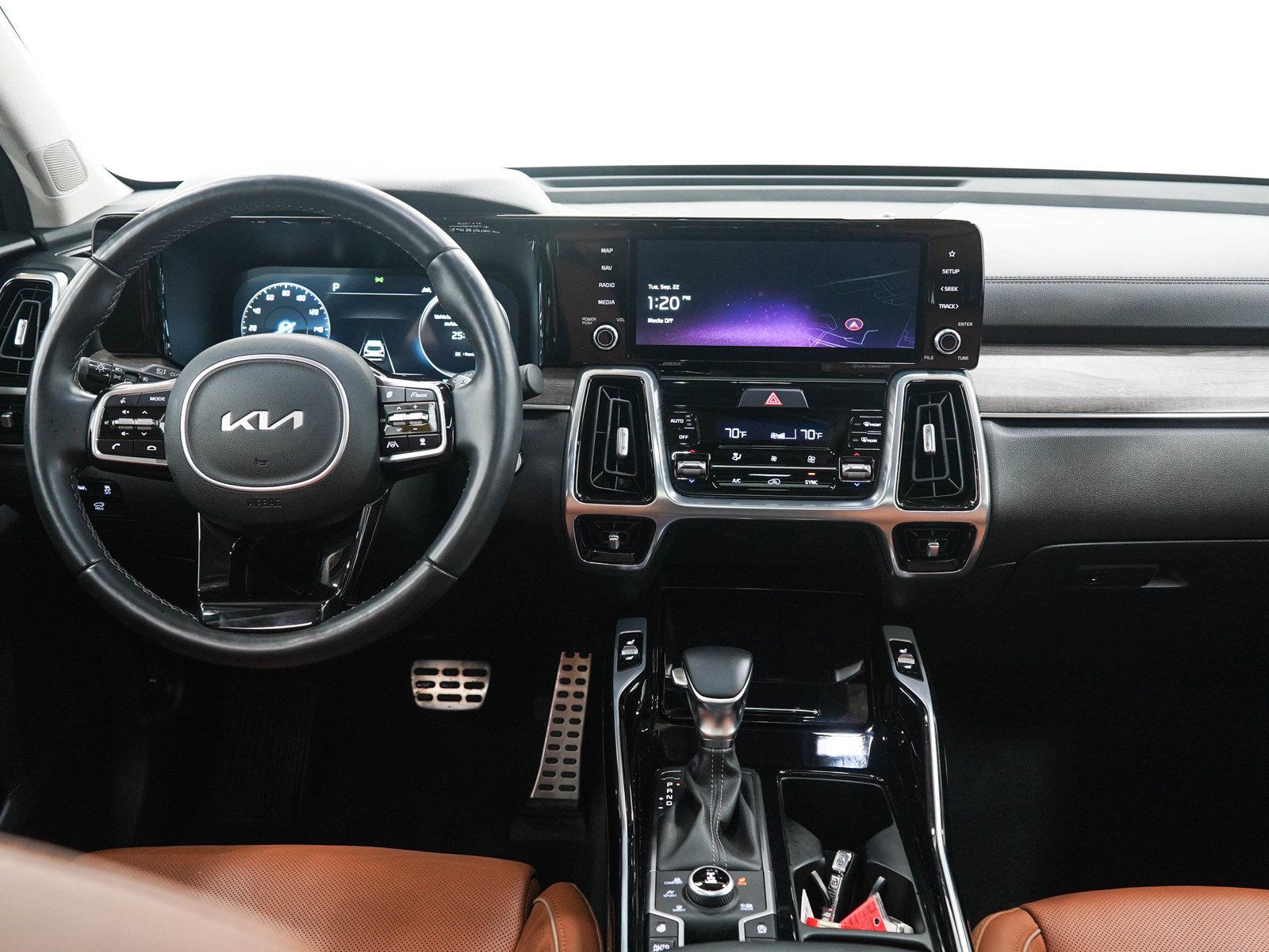 Used 2023 Kia Sorento SX Prestige AWD/4WD image 16