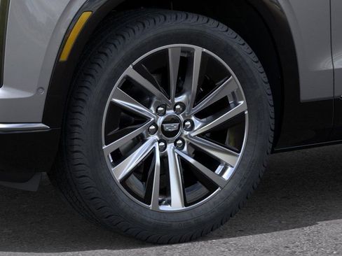 New 2026 Cadillac Vistiq Luxury w/ LPO, Floor Liner Package image 9