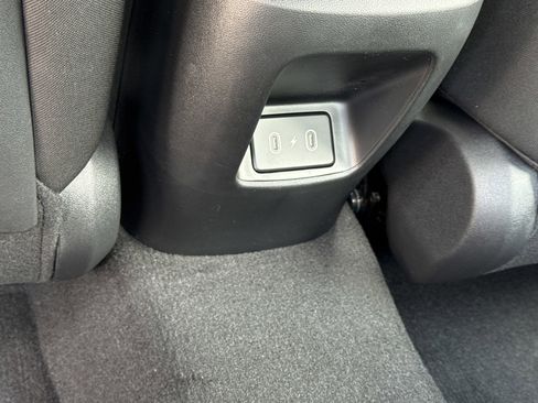 New 2026 Hyundai Elantra SEL Sport FWD image 13