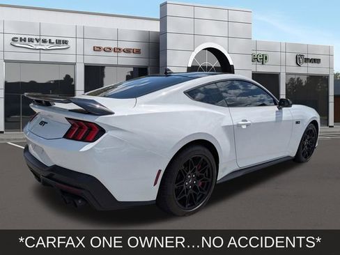Used 2025 Ford Mustang GT Premium w/ GT Performance Package RWD image 3