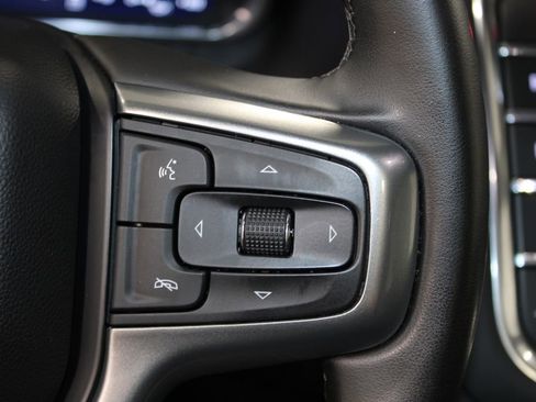 Used 2023 Chevrolet Suburban Z71 w/ Luxury Package image 41