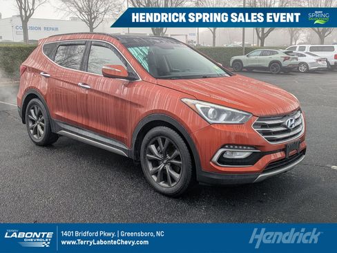Used 2018 Hyundai Santa Fe Sport image 1