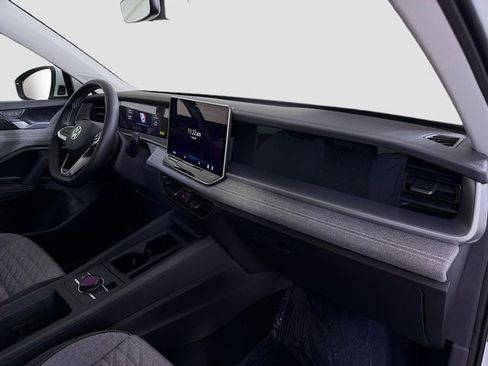 New 2026 Volkswagen Tiguan S FWD image 27