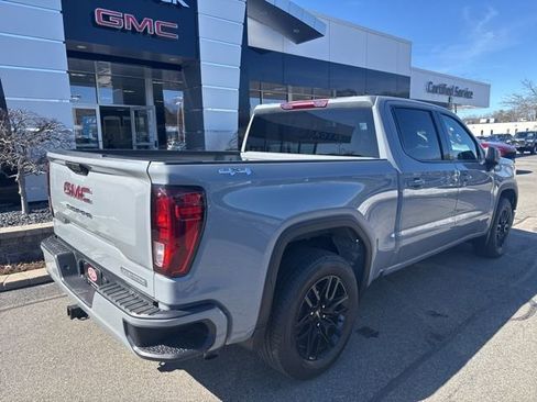 Used 2024 GMC Sierra 1500 Elevation image 7