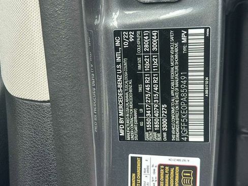 Used 2023 Mercedes-Benz GLS 450 4MATIC image 40