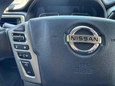 Used 2017 Nissan Titan SV RWD image 10