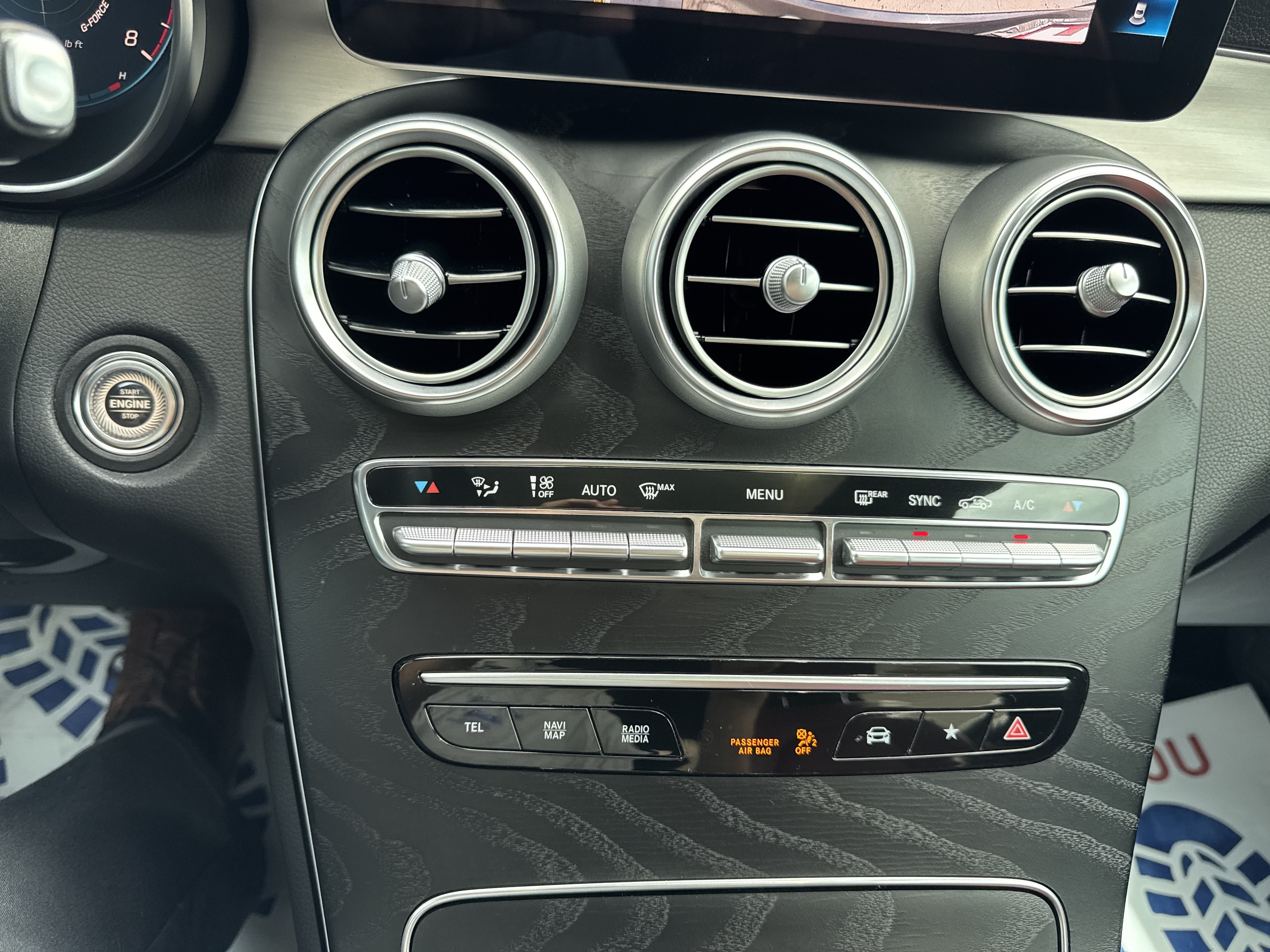 Used 2022 Mercedes-Benz GLC 300 image 23