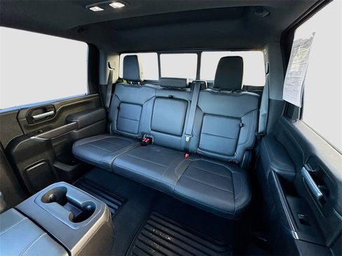 Used 2021 Chevrolet Silverado 2500 LTZ w/ LTZ Convenience Package image 14