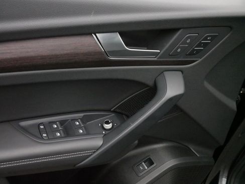 Used 2022 Audi Q5 2.0T Premium Plus image 19