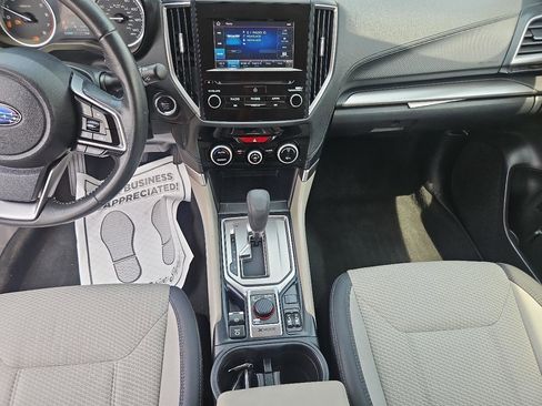 Used 2019 Subaru Forester Premium AWD/4WD image 25