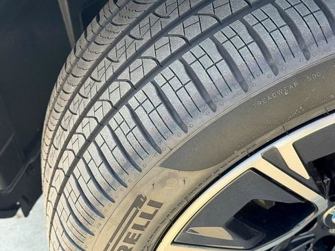 Used 2025 BMW X3 xDrive30i w/ Convenience Package image 18