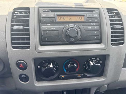 Used 2013 Nissan Frontier S w/ S Preferred Pkg RWD image 13