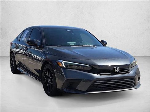 Used 2024 Honda Civic Sport image 3