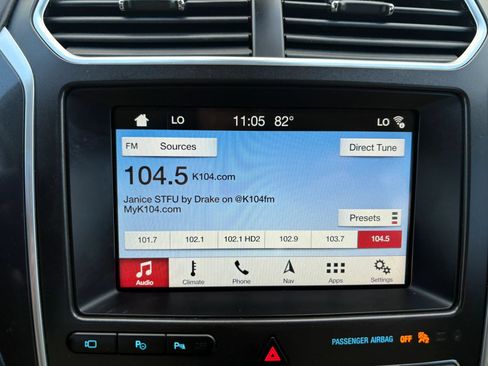 Used 2017 Ford Explorer Platinum AWD/4WD image 18
