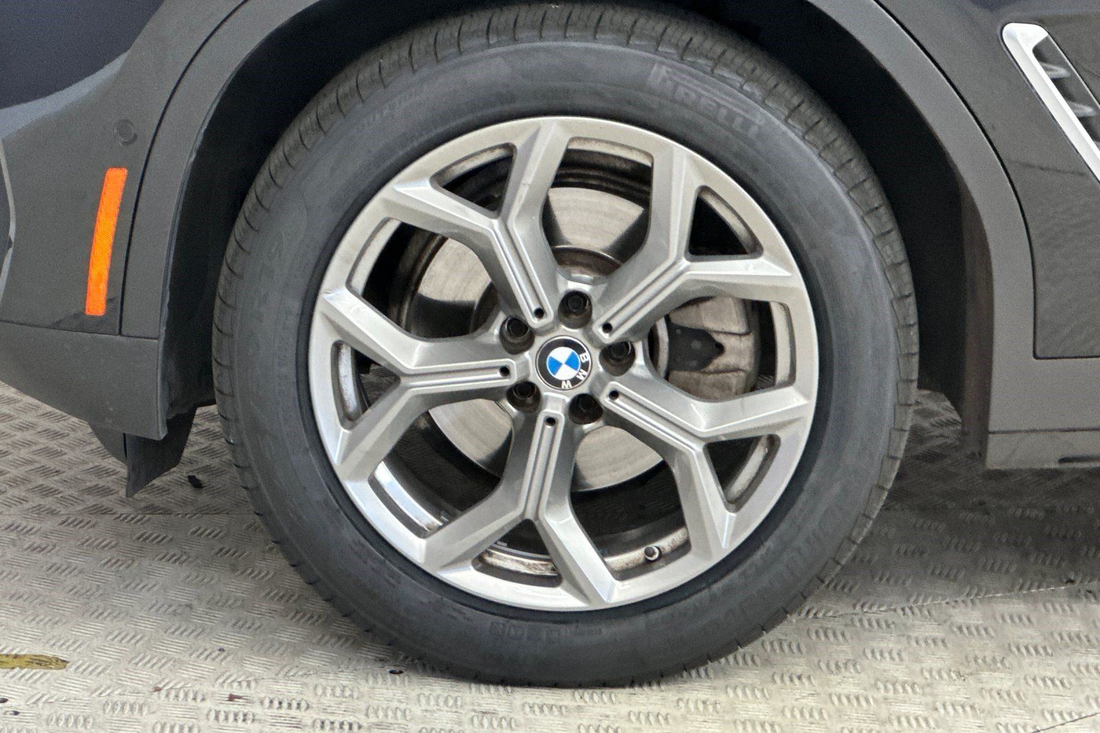 Used 2024 BMW X3 sDrive30i w/ Convenience Package RWD image 13