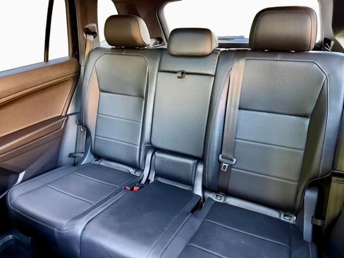 Used 2019 Volkswagen Tiguan SEL Premium R-Line image 22