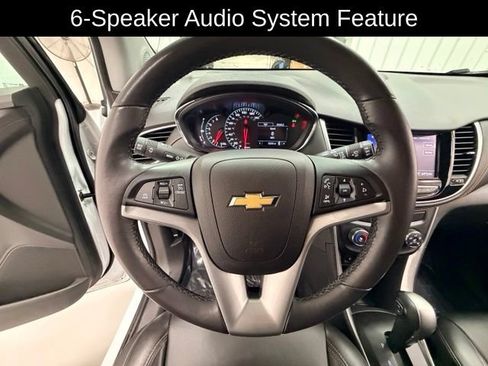 Certified 2021 Chevrolet Trax LT w/ Premium Seat Package FWD image 9