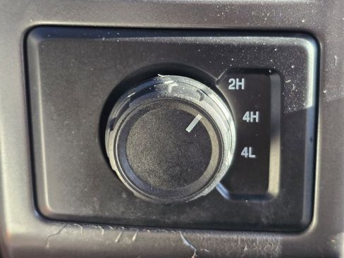 Used 2019 Ford F150 XLT AWD/4WD image 11