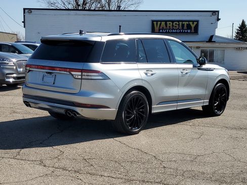 Used 2024 Lincoln Aviator Reserve w/ Equipment Group 201A AWD/4WD image 6