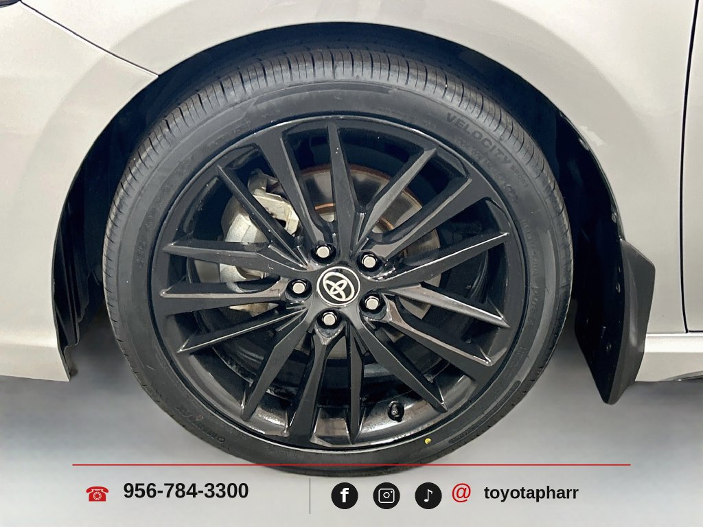 Used 2024 Toyota Camry XSE FWD image 30