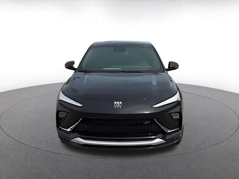 Used 2025 Buick Envista Sport Touring image 4