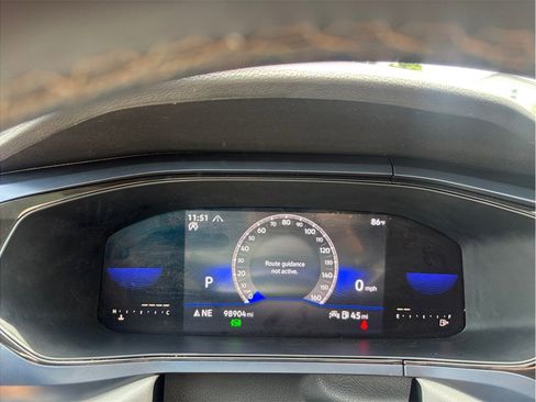 Used 2022 Volkswagen Taos SE image 20